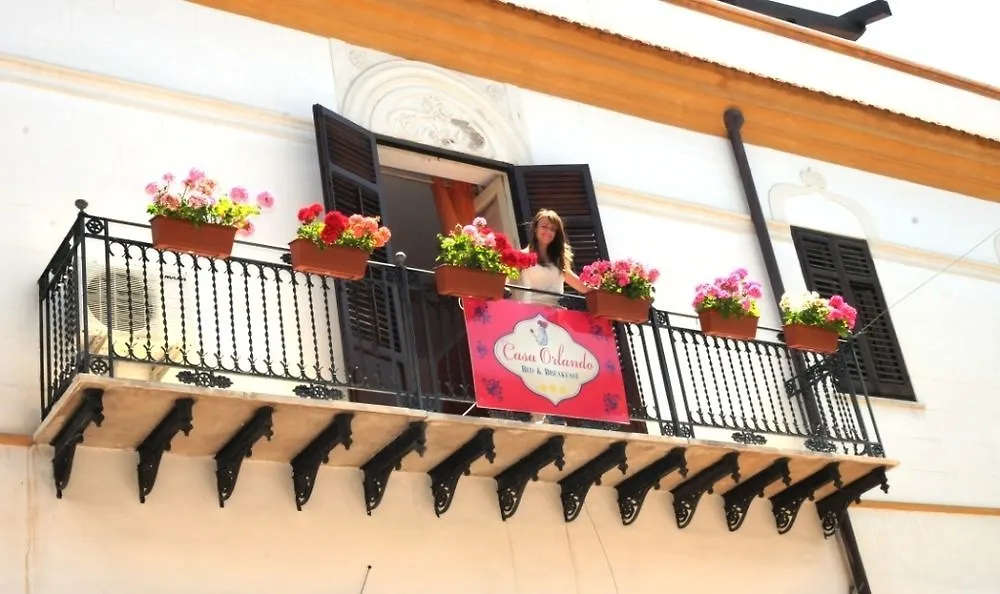 B&B Casa Orlando Terrasini Bed and breakfast