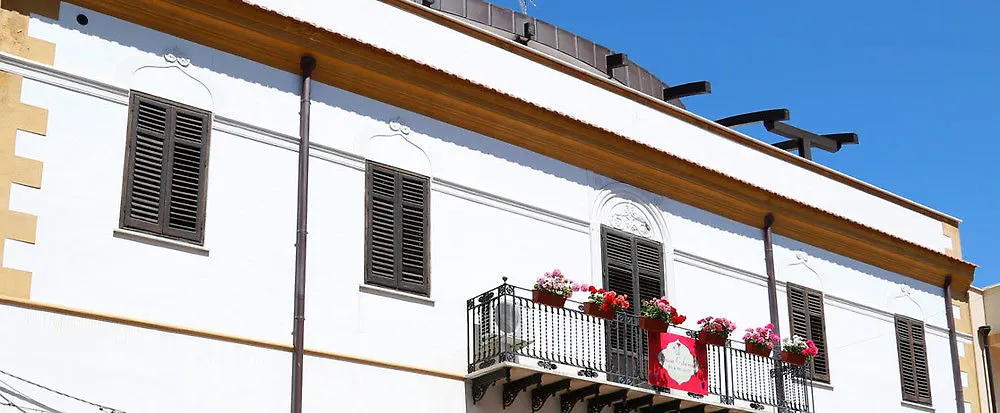 B&B Casa Orlando Terrasini 0*,  Italia